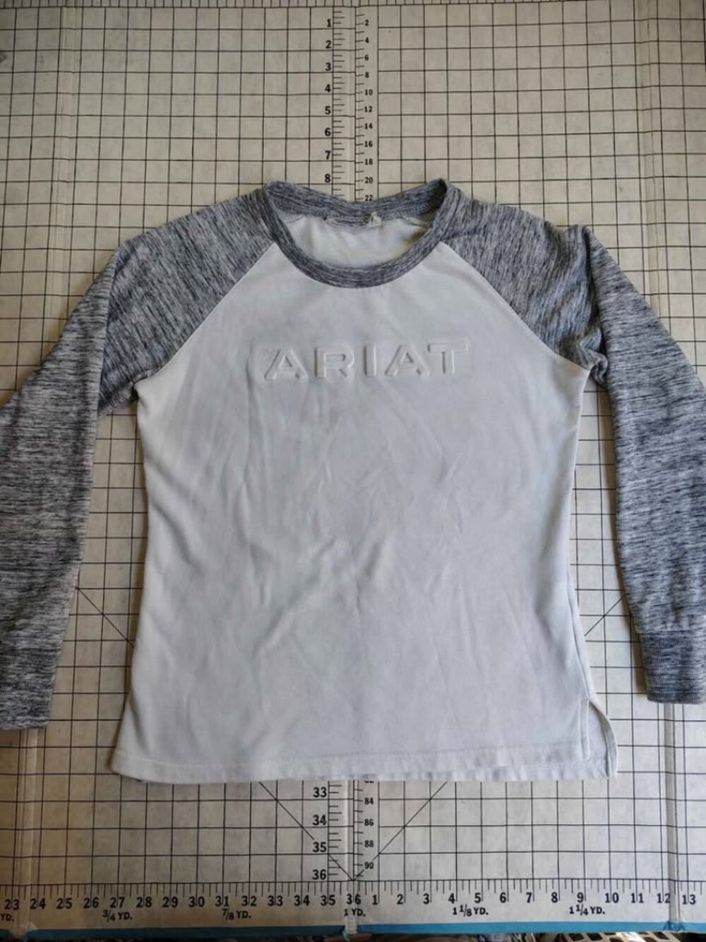 Women's Long Sleeve Ariat White & Gray Raglan Shirt Size Large